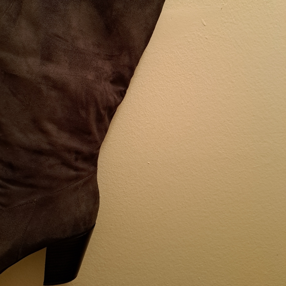 Over knees suede boots 3-inch block heel - Picture 3 of 4
